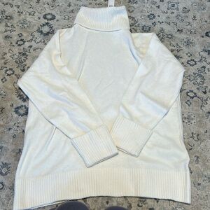 Oversized white turtle neck sweater - so soft Old Navy Collection